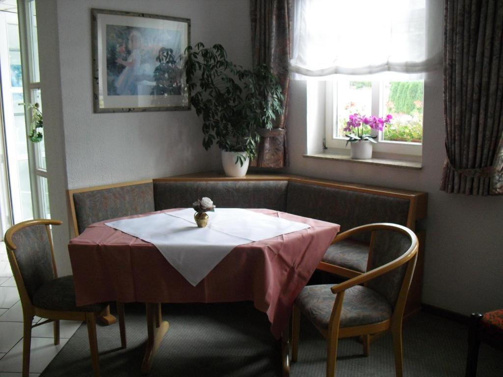 Dribischenhof Hotell Usseln Exteriör bild